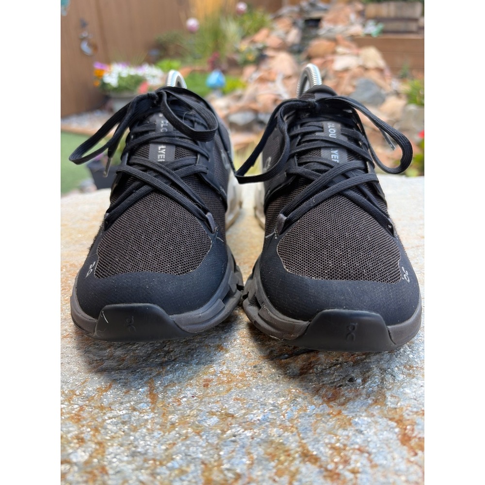 On Cloudflyer Womens Running Shoes Black White 71.98671 Size 7.5 - Picture 2 of 8